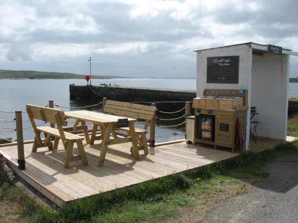 The Uyeasound Old Pier Cottage Belmont  Exterior foto